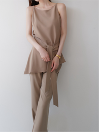 sample sale / long tie flare top