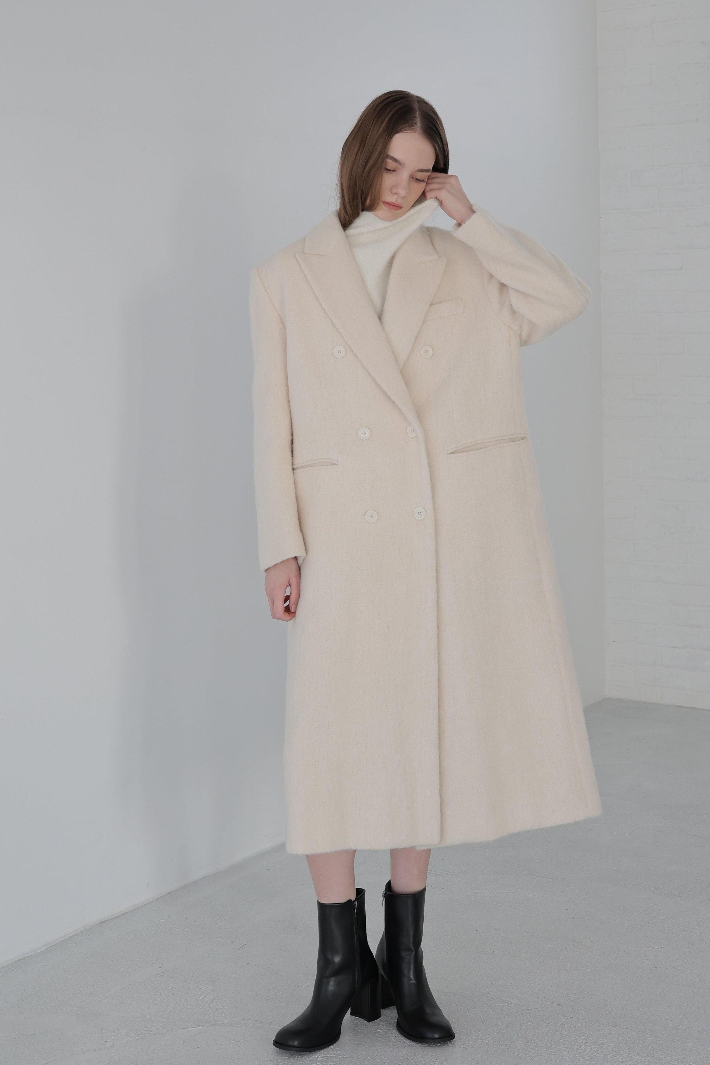 alpaca hairy long coat