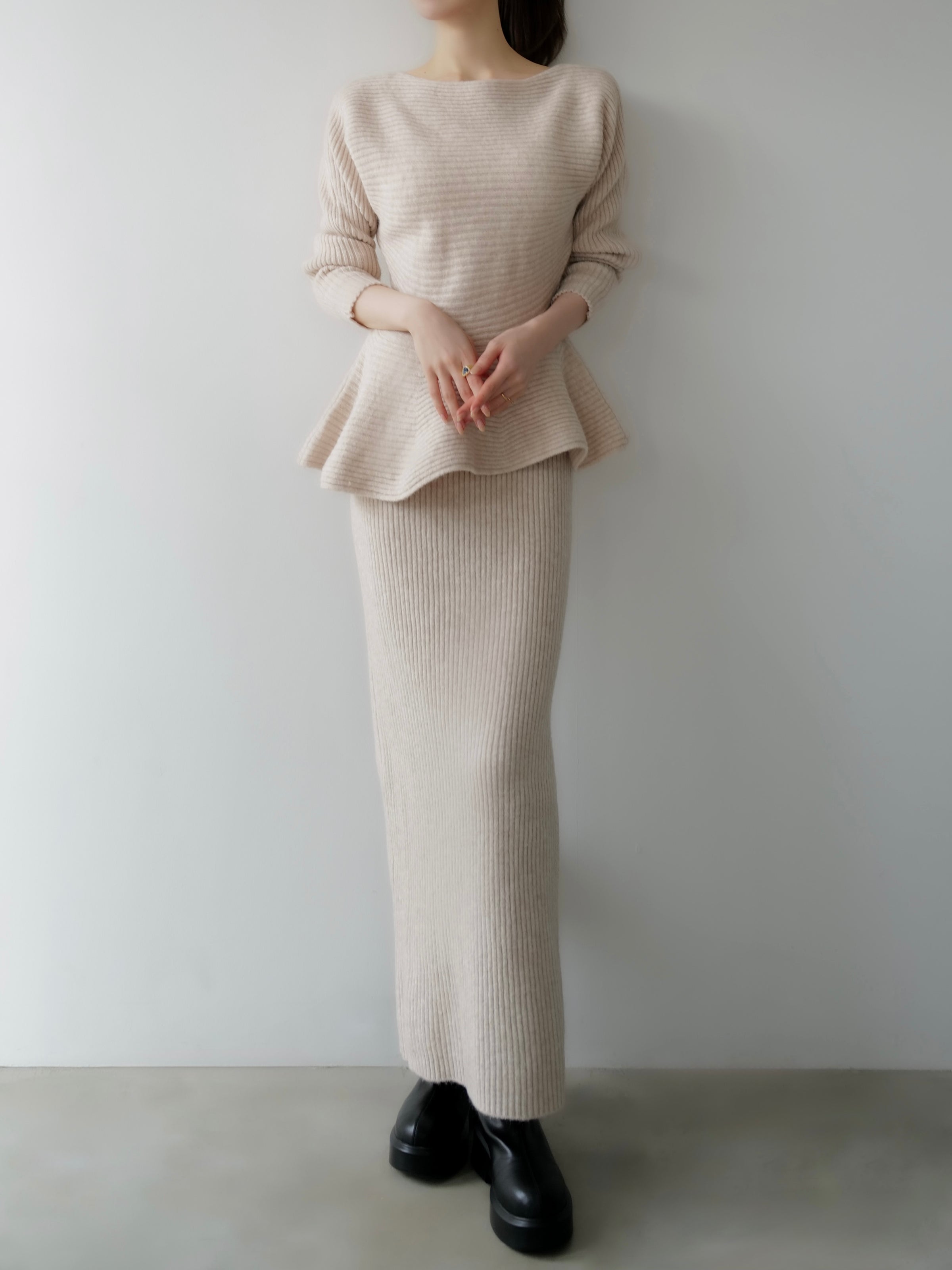 summer sale / textured peplum knit set