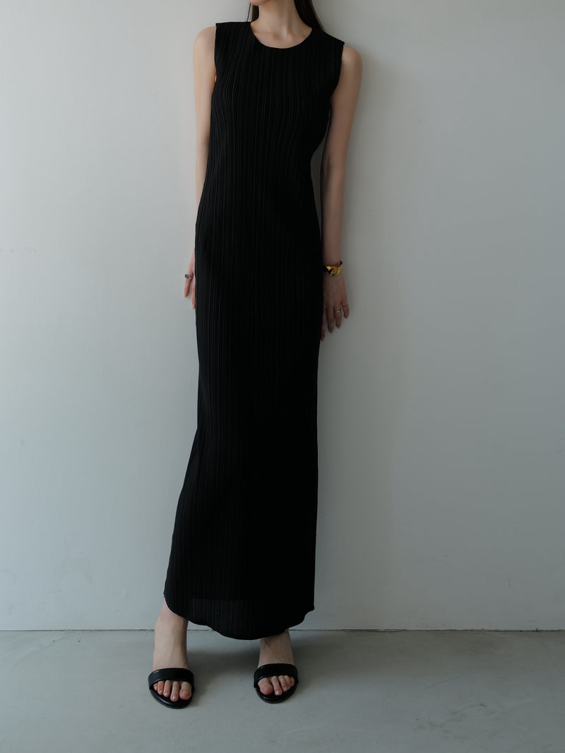 bellows sleeveless dress