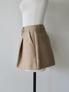 tucked mini pants