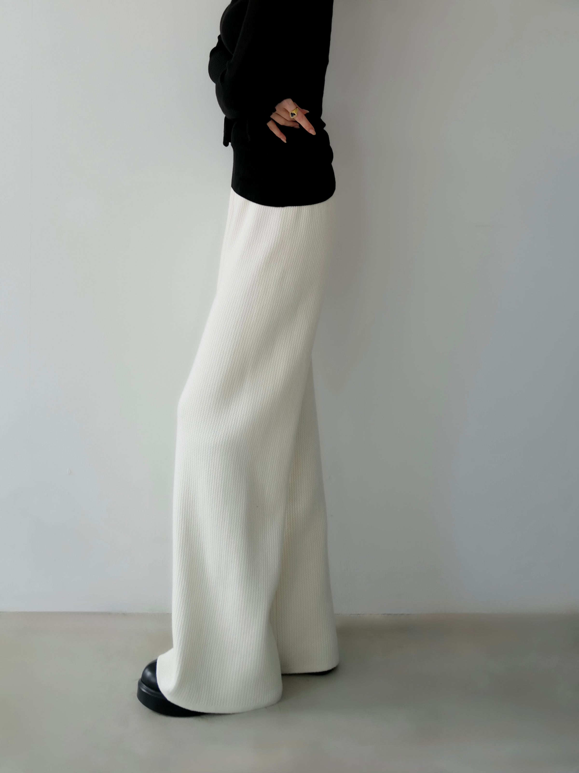 sample sale / brushed seed stitch knit pants