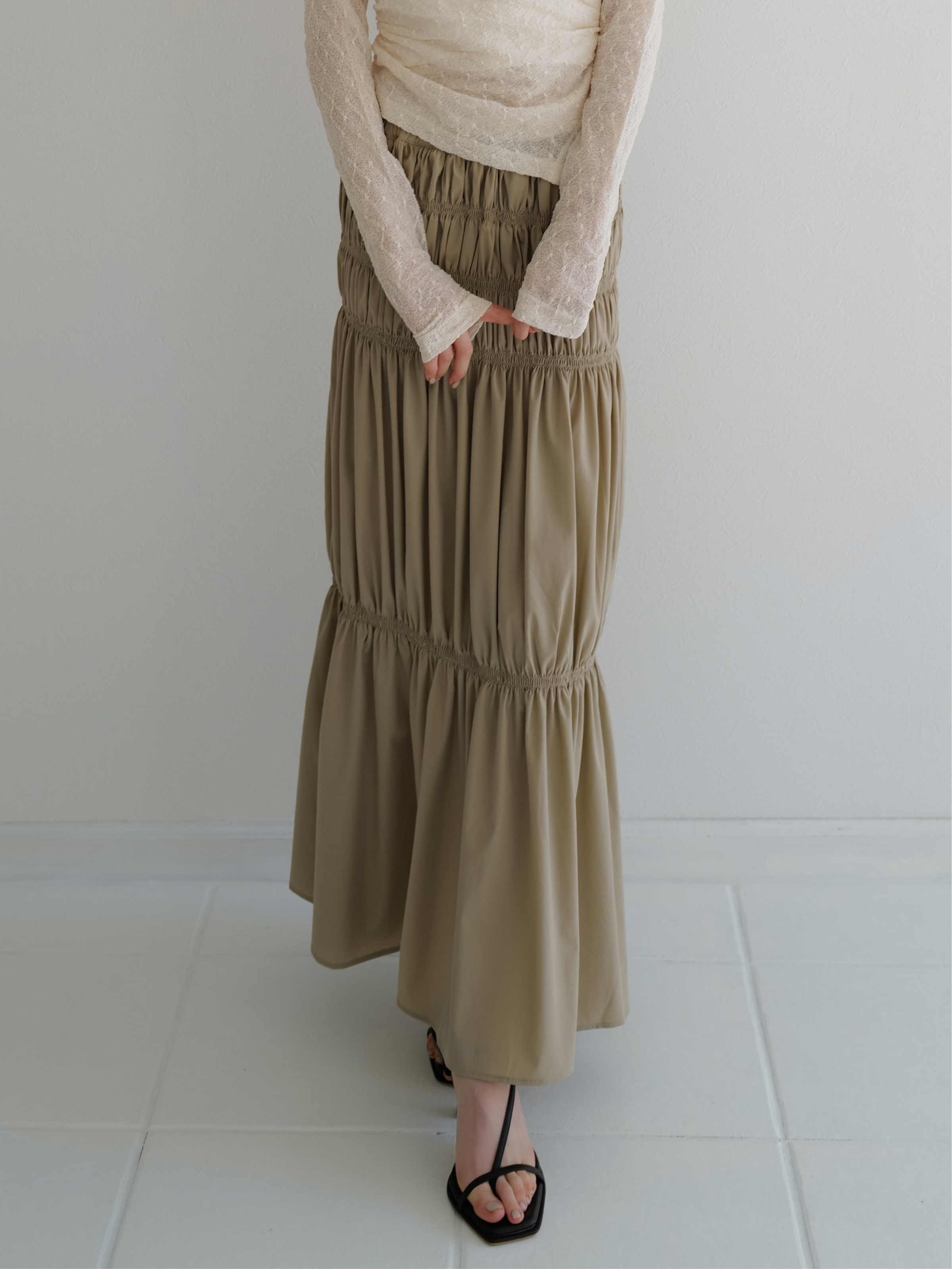 accently tiered long skirt
