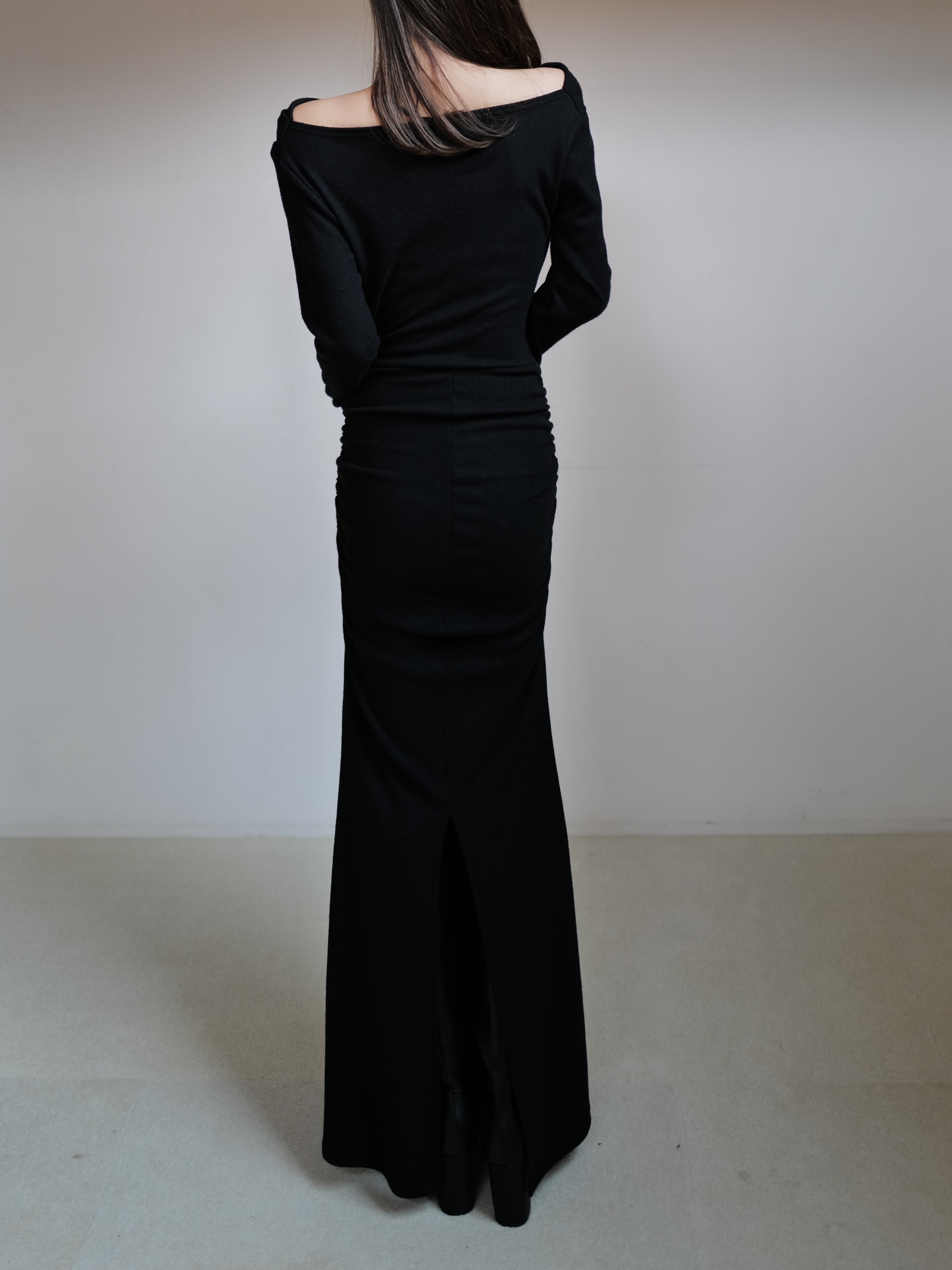 【maison celon】shirring drape dress black shirring drape dress – célon