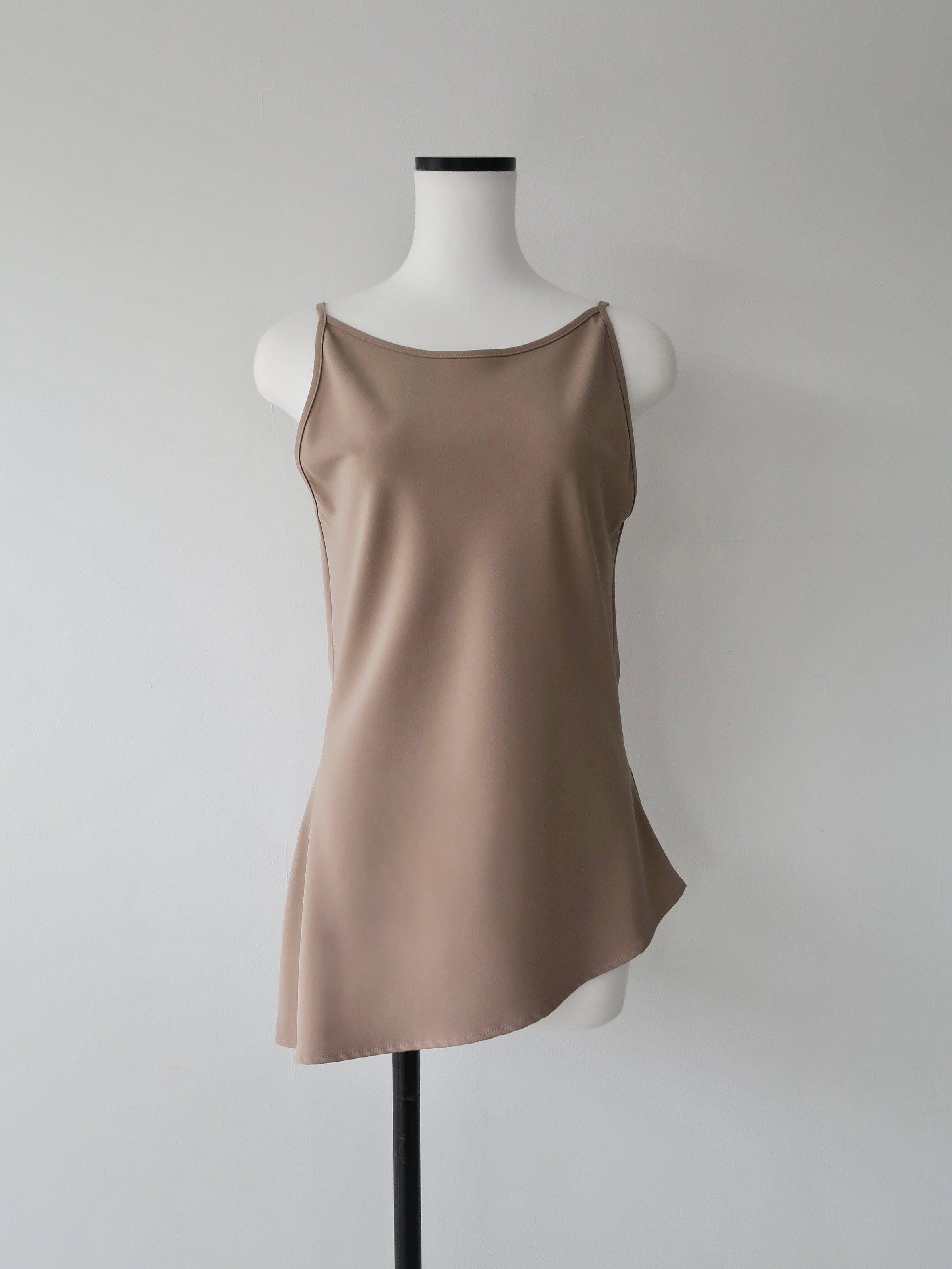 sample sale / long tie flare top