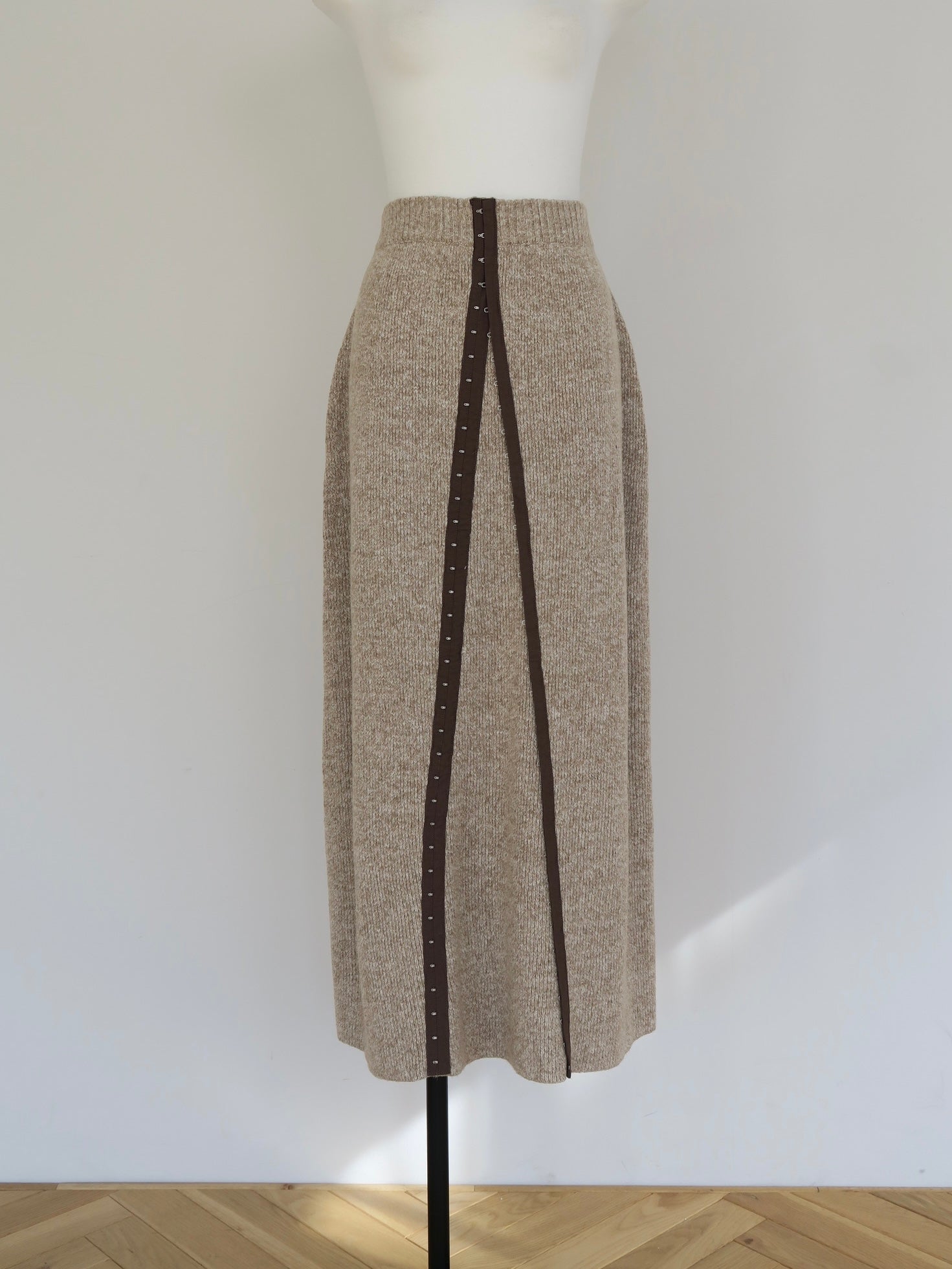 summer sale / hook rib knit skirt