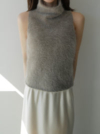 angora turtle sleeve-less knit