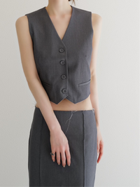 summer sale / raw hem single vest