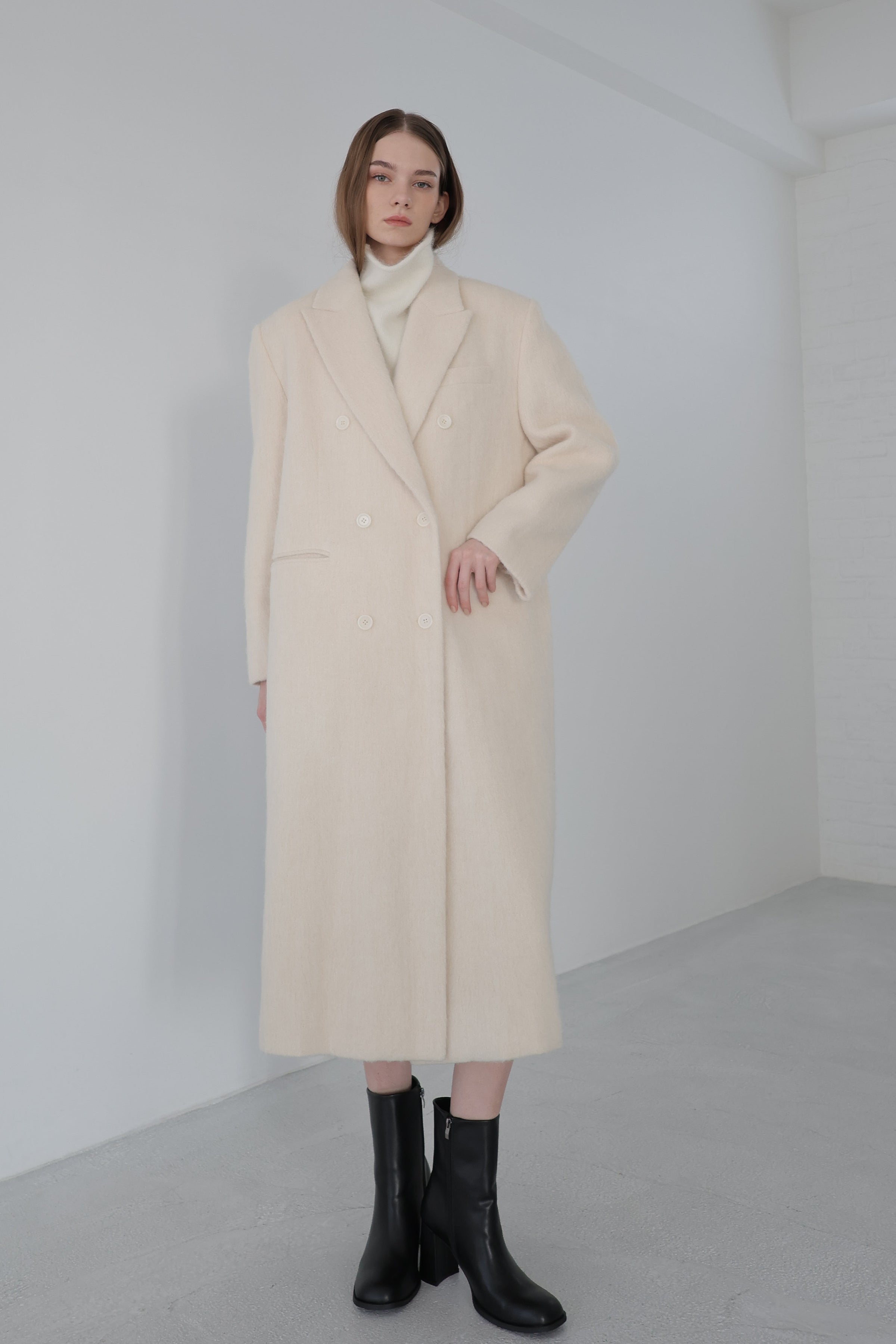 alpaca hairy long coat