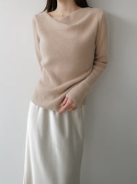 raccoon wool drape neck knit