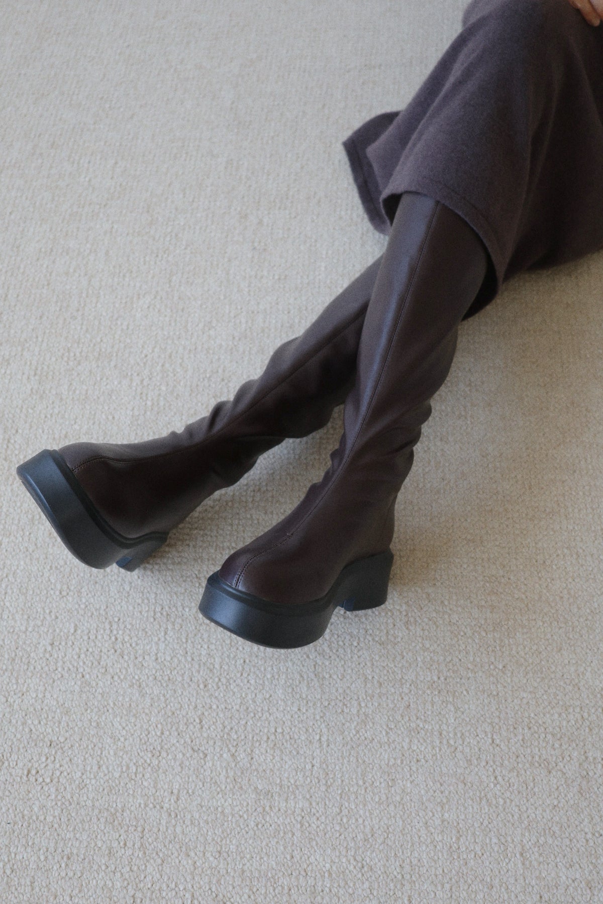 volume sole long boots