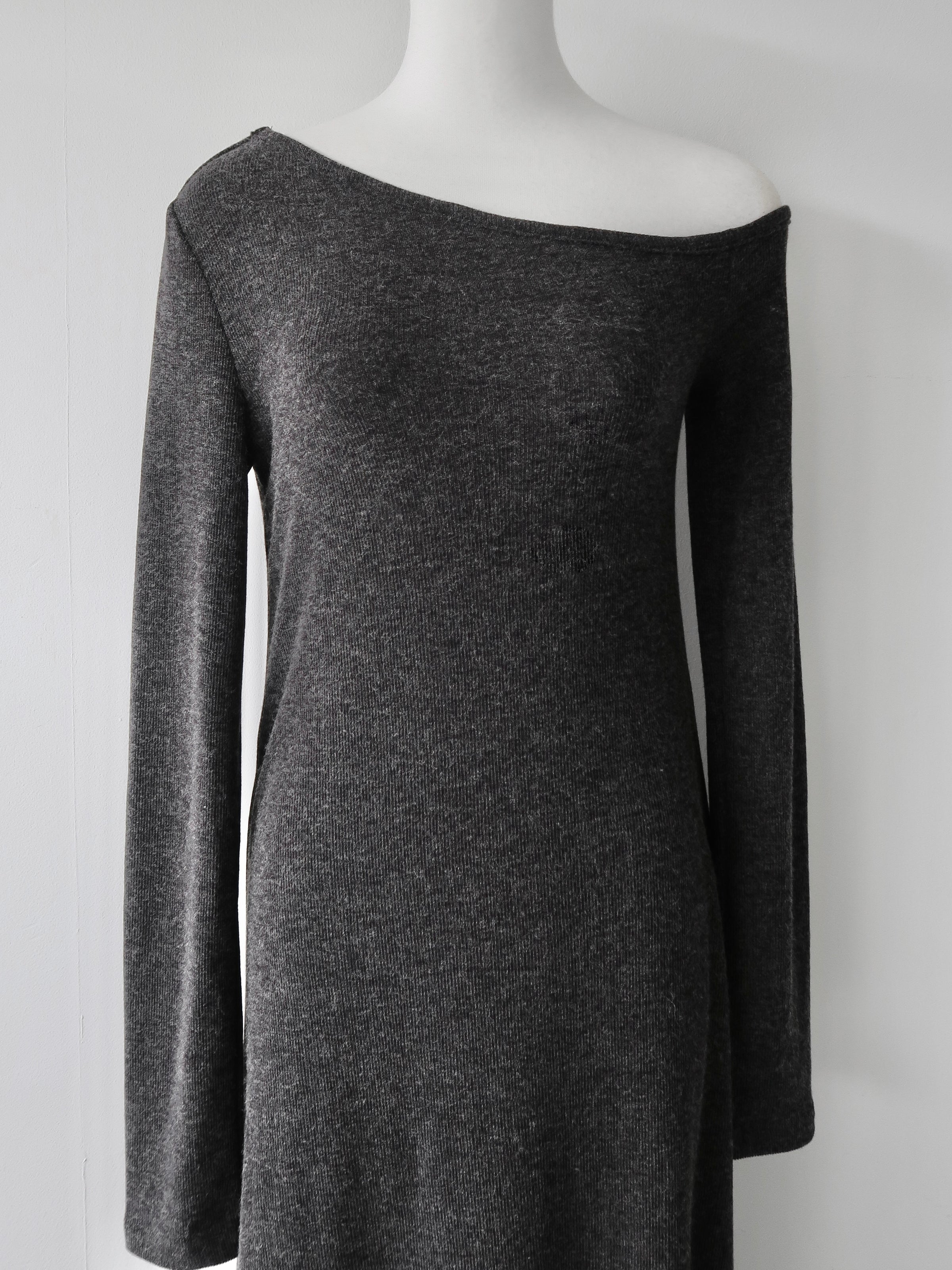 loose shoulder long dress