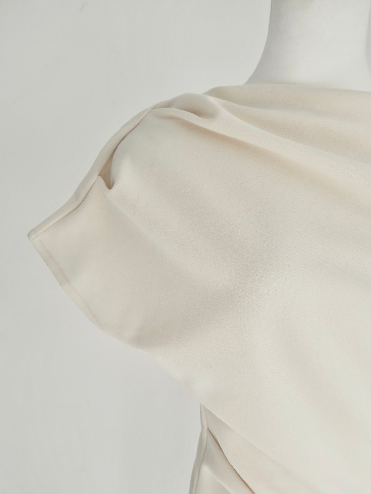 スーツ・フォーマル・ドレス Maison celon off shoulder drape dress off shoulder drape dress – célon