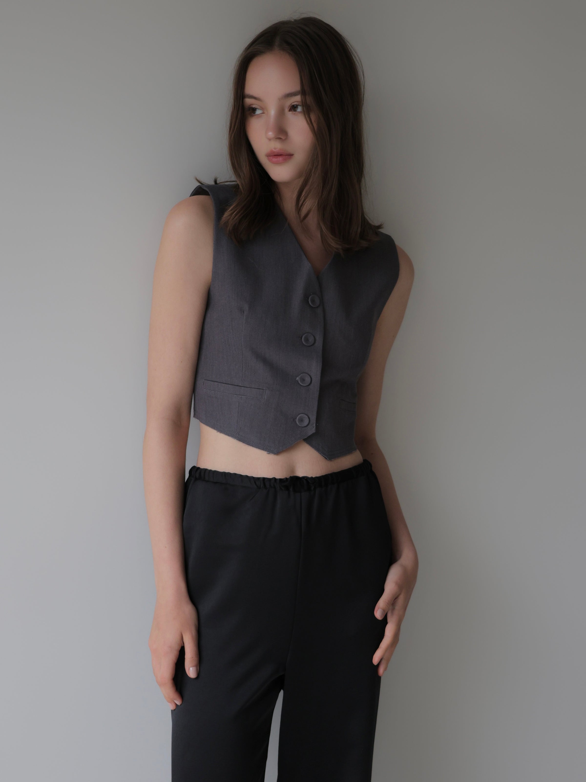summer sale / raw hem single vest