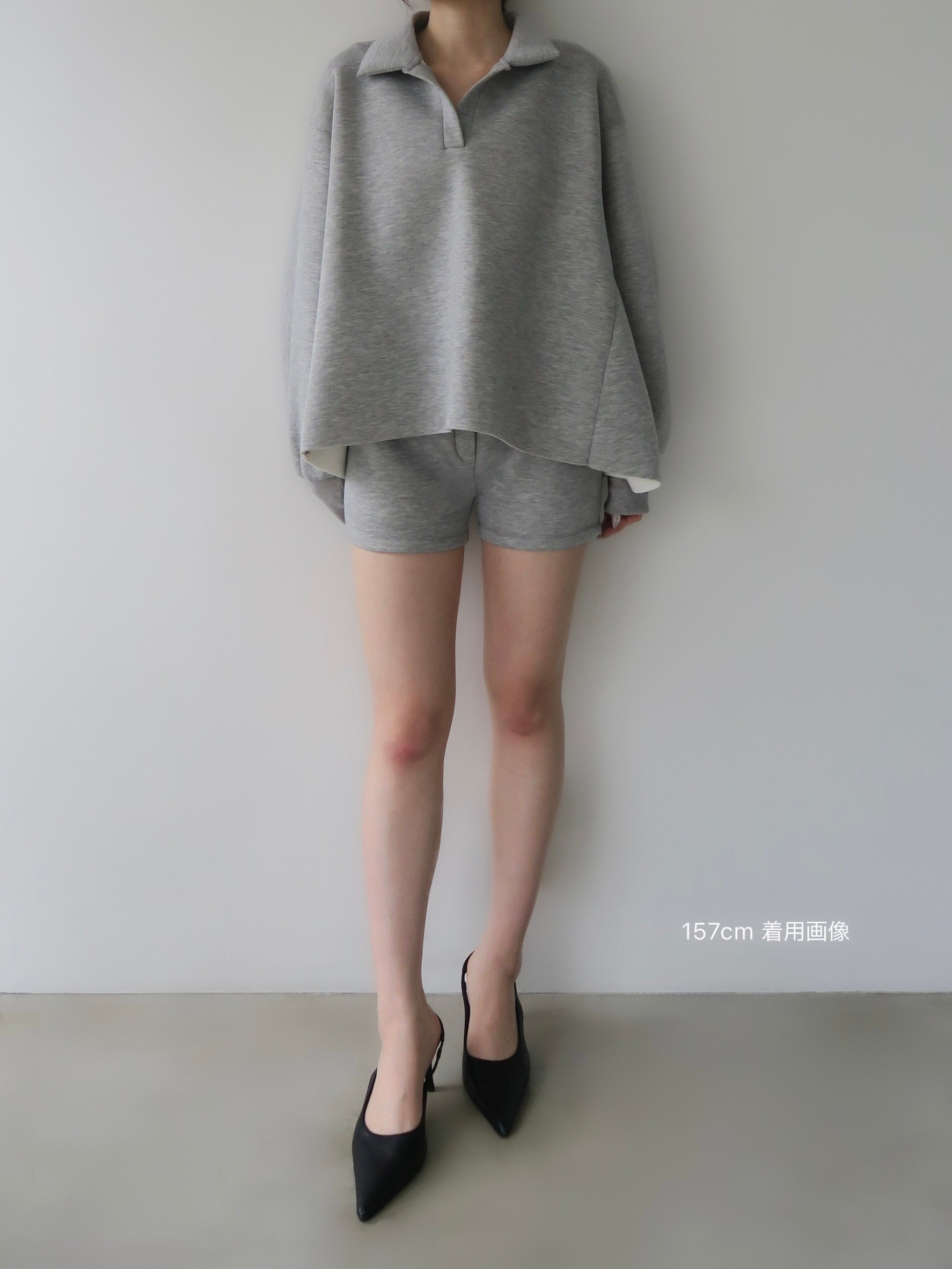 soft minimal sweat shorts
