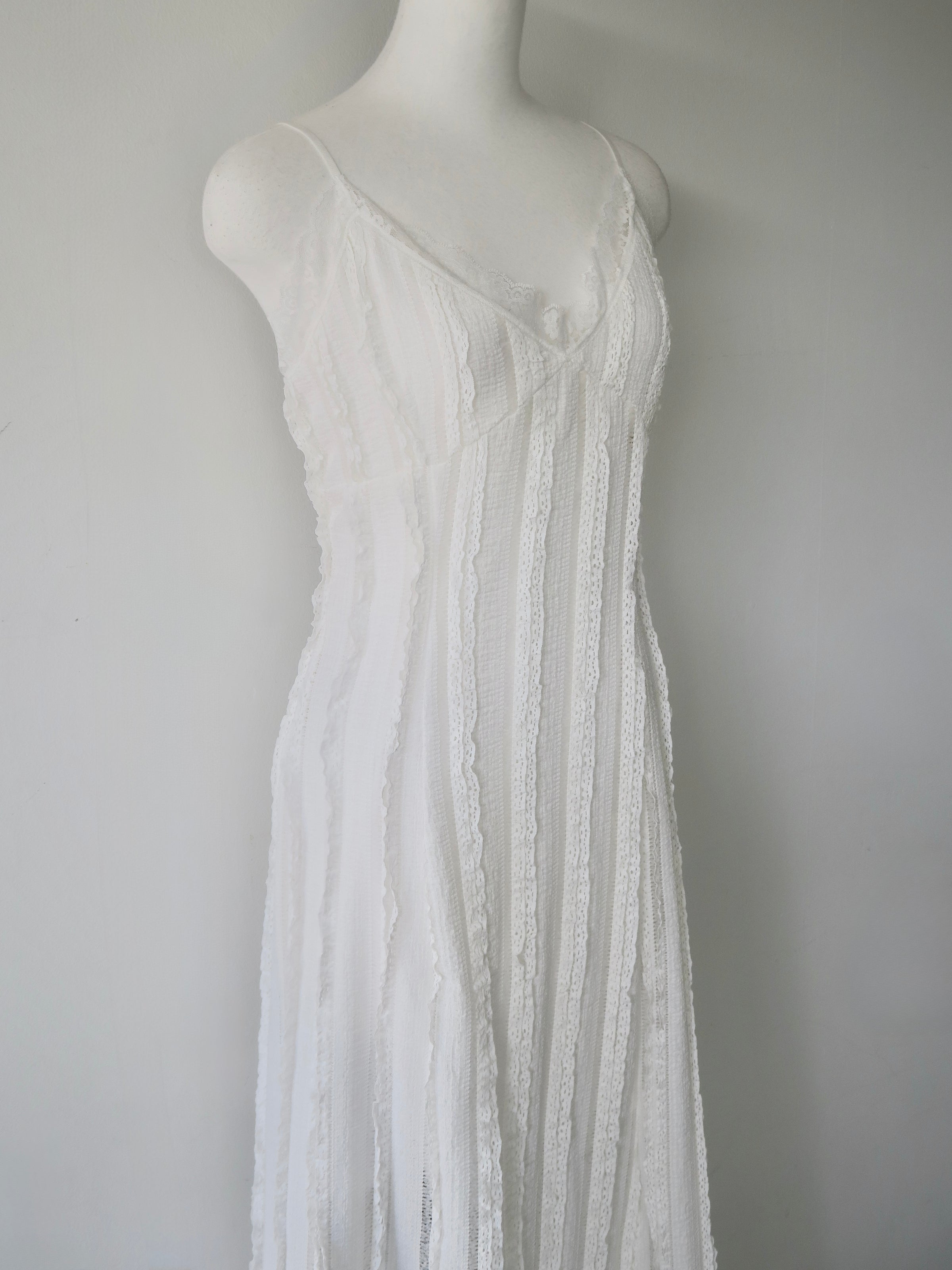 luna lace cami dress
