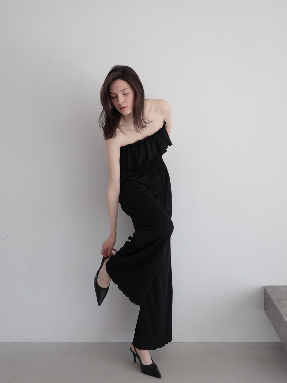 【新品未使用】 maison celon frill maxi jumpsuit frill maxi jumpsuit – célon