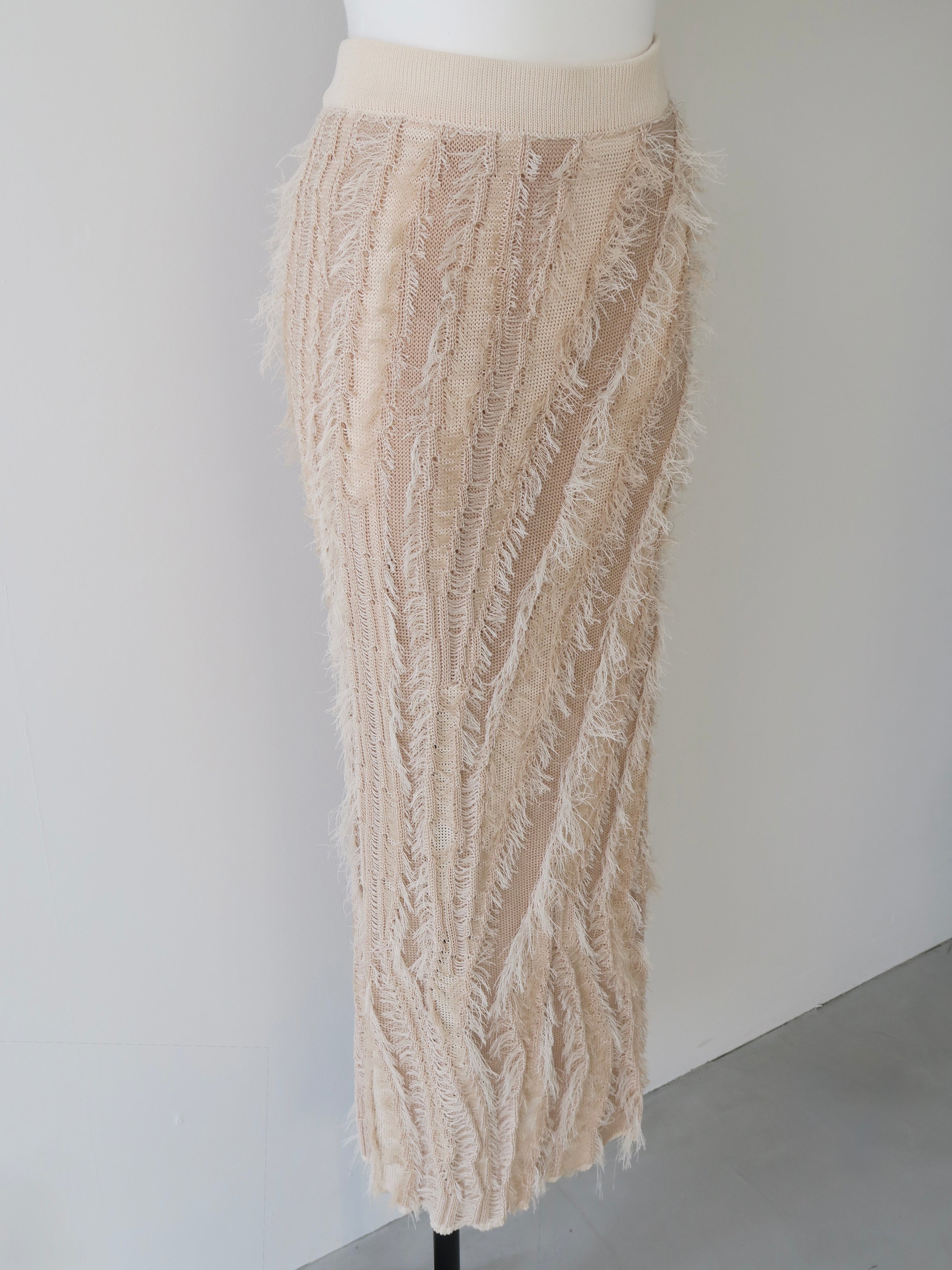 sample sale / fringe knit tight skirt