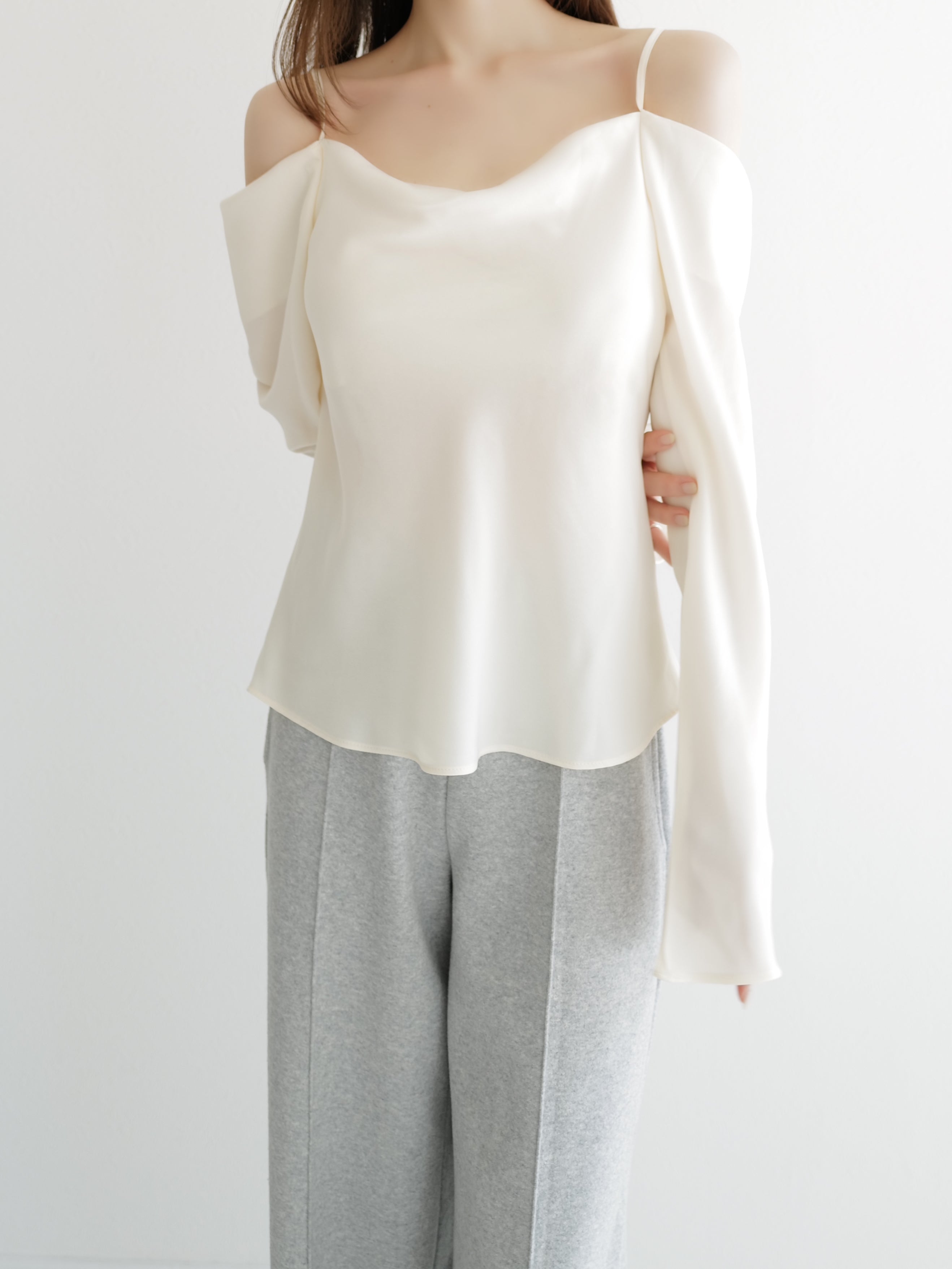 off shoulder silky blouse – célon