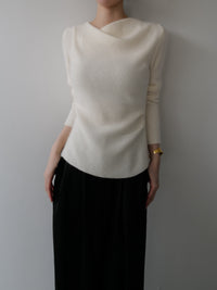 raccoon wool drape neck knit