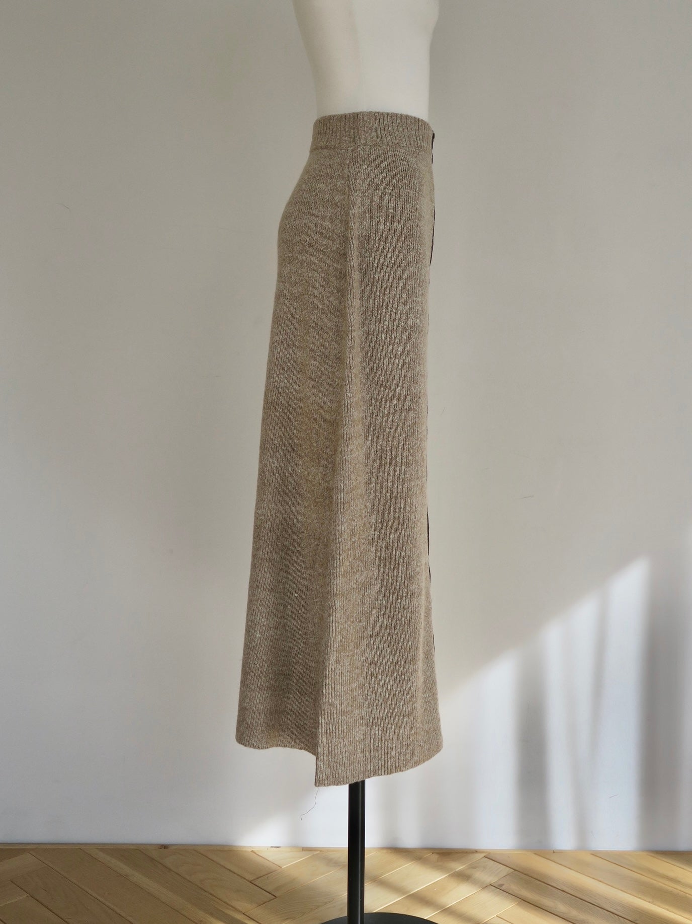 summer sale / hook rib knit skirt