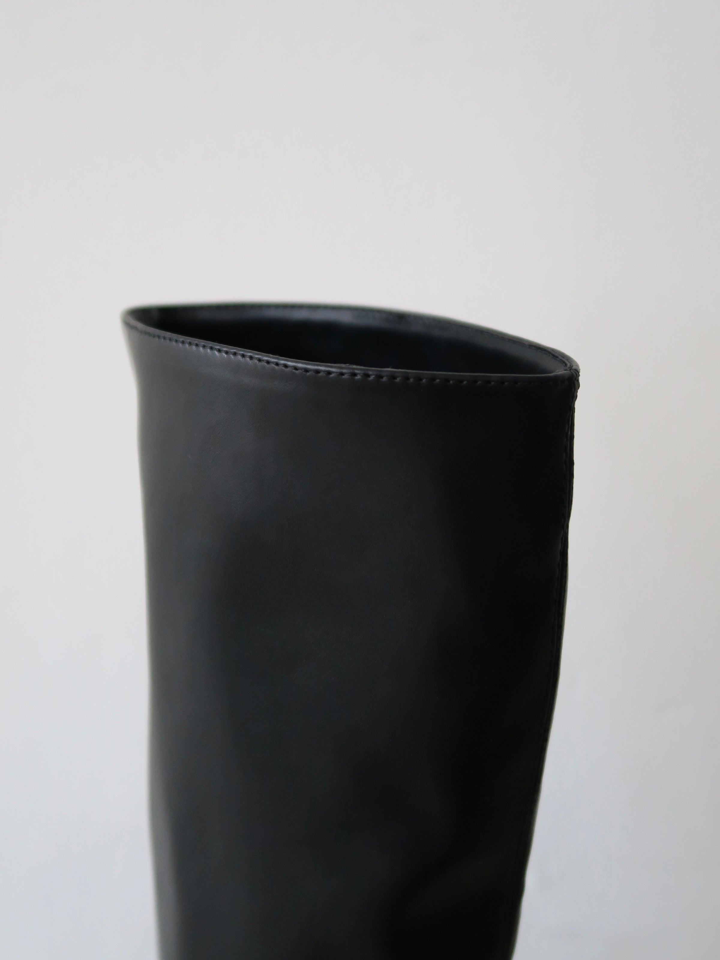 volume sole long boots