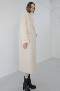 alpaca hairy long coat