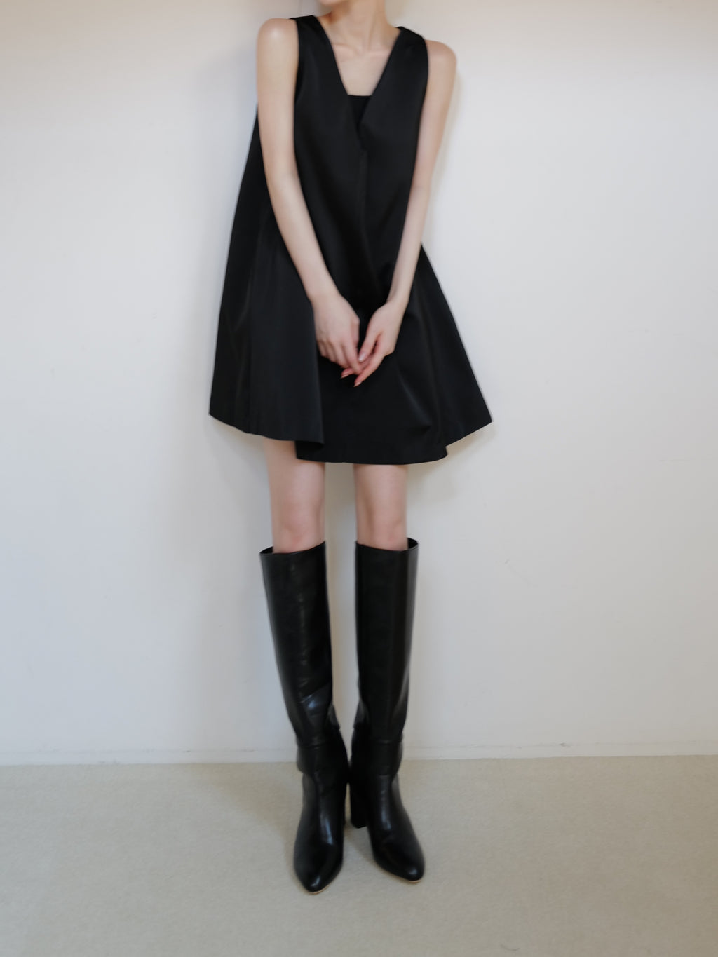maison celon 2way v mini dress