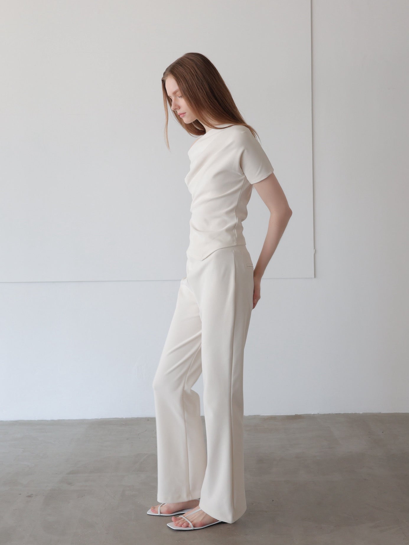 airy drape silhouette set-up (POP UP)