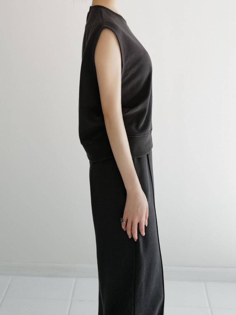 side tuck sweat top