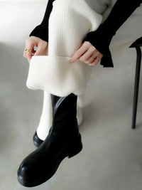 sample sale / brushed seed stitch knit pants