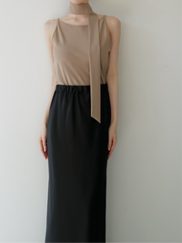 sample sale / long tie flare top