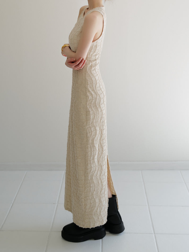 wavy tile pattern dress