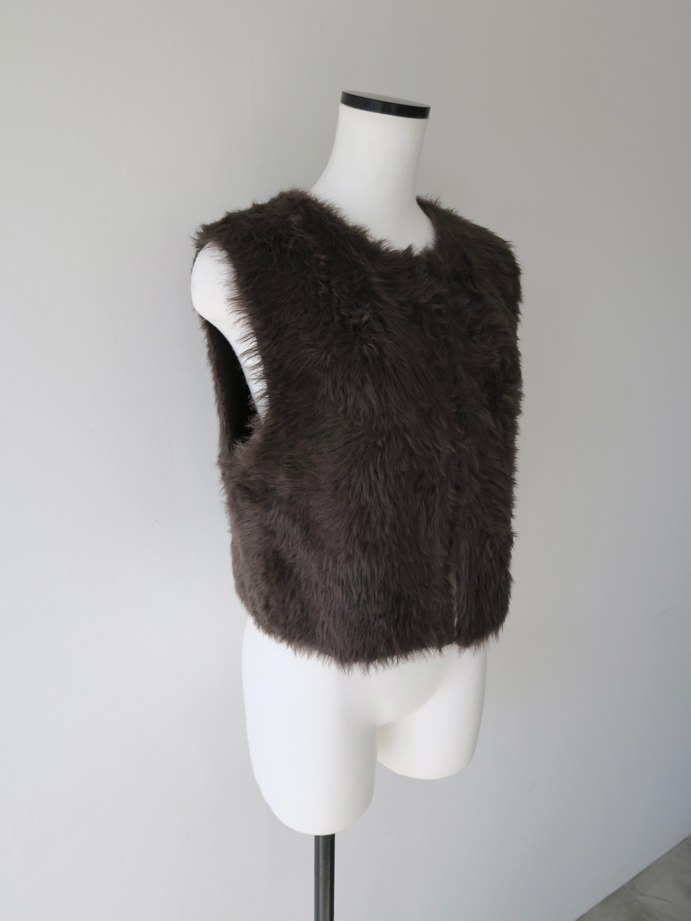 mink-like fur short vest