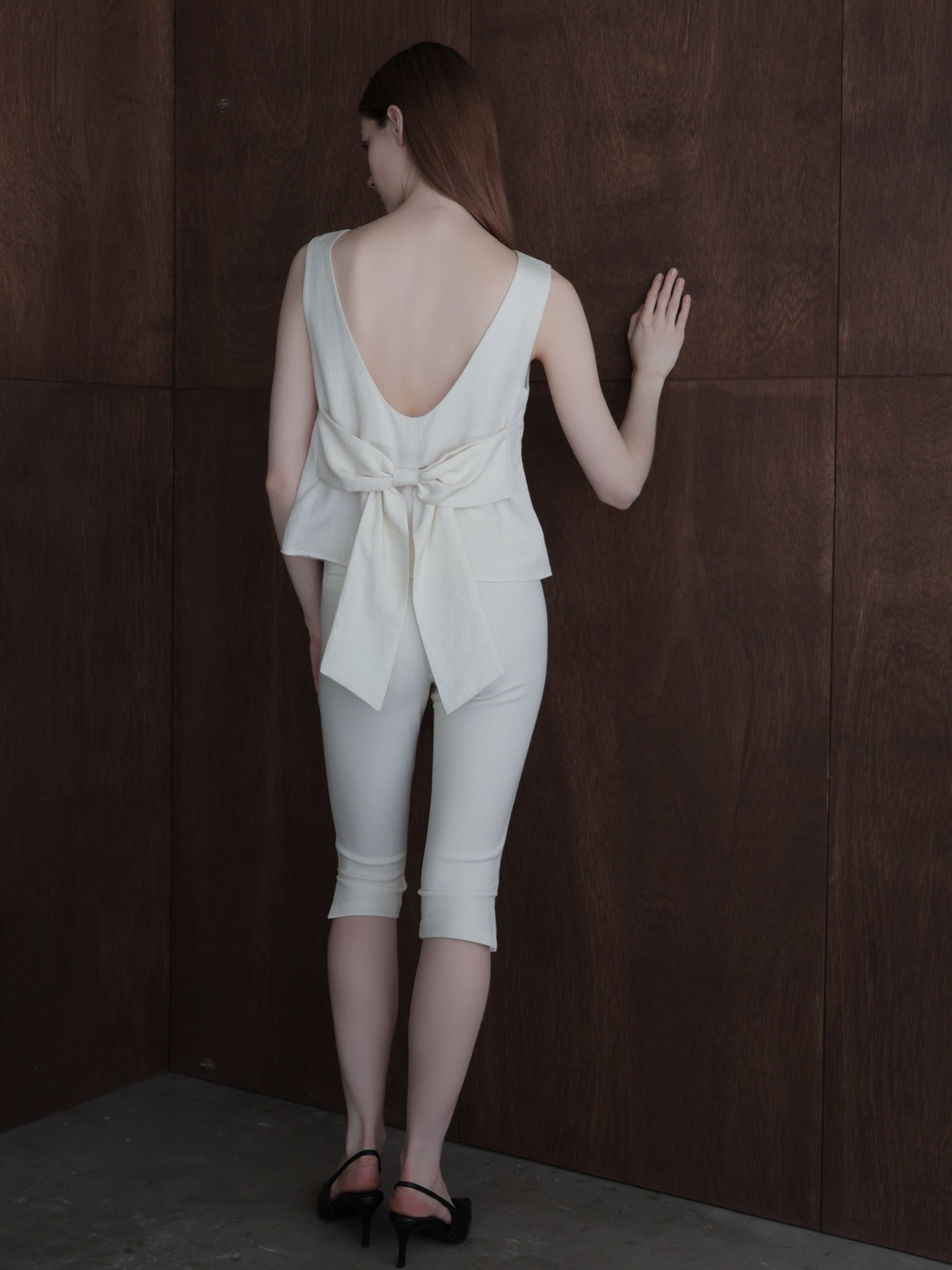 back ribbon linen blouse