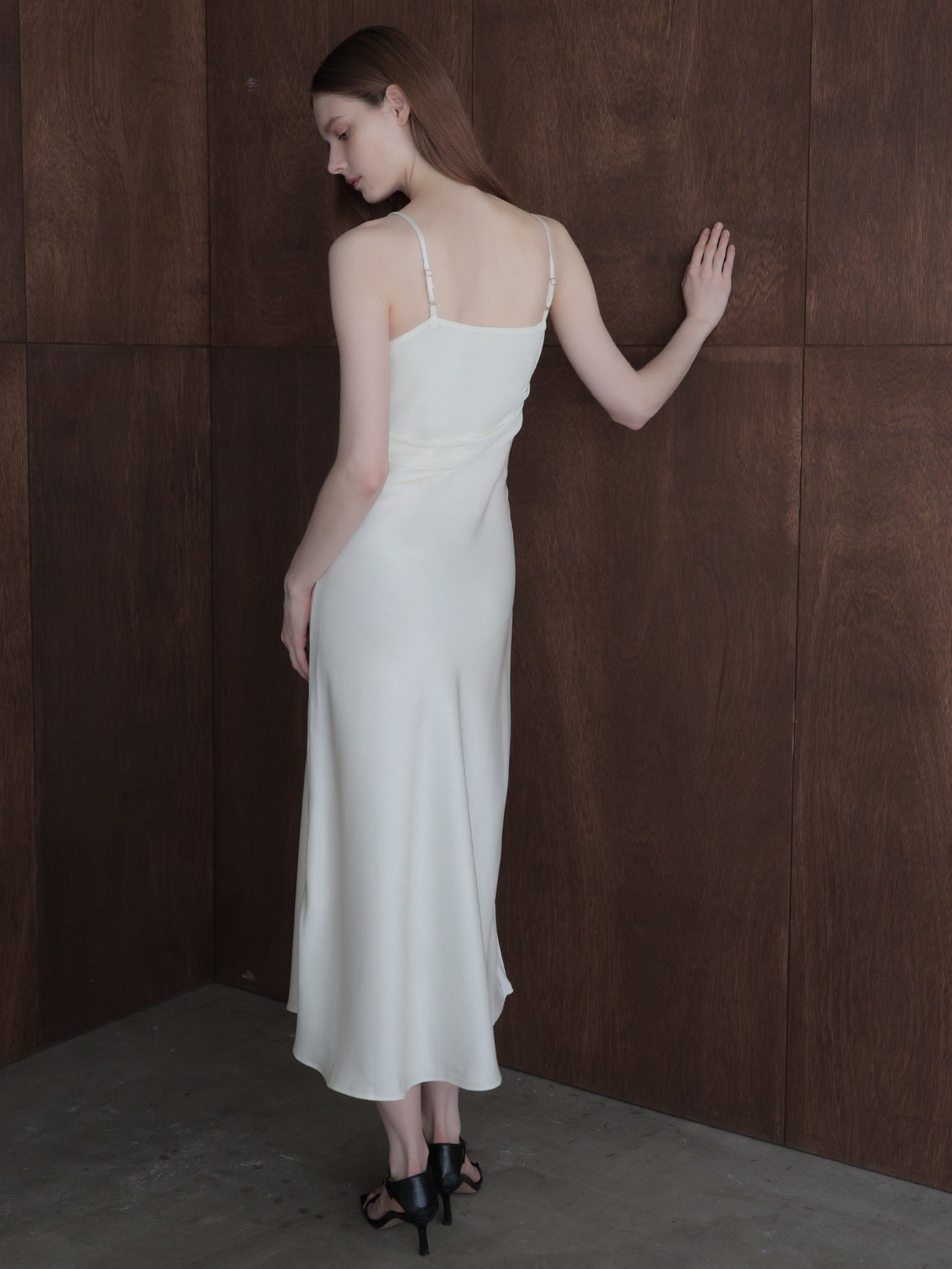 minimalist pleated long dress
