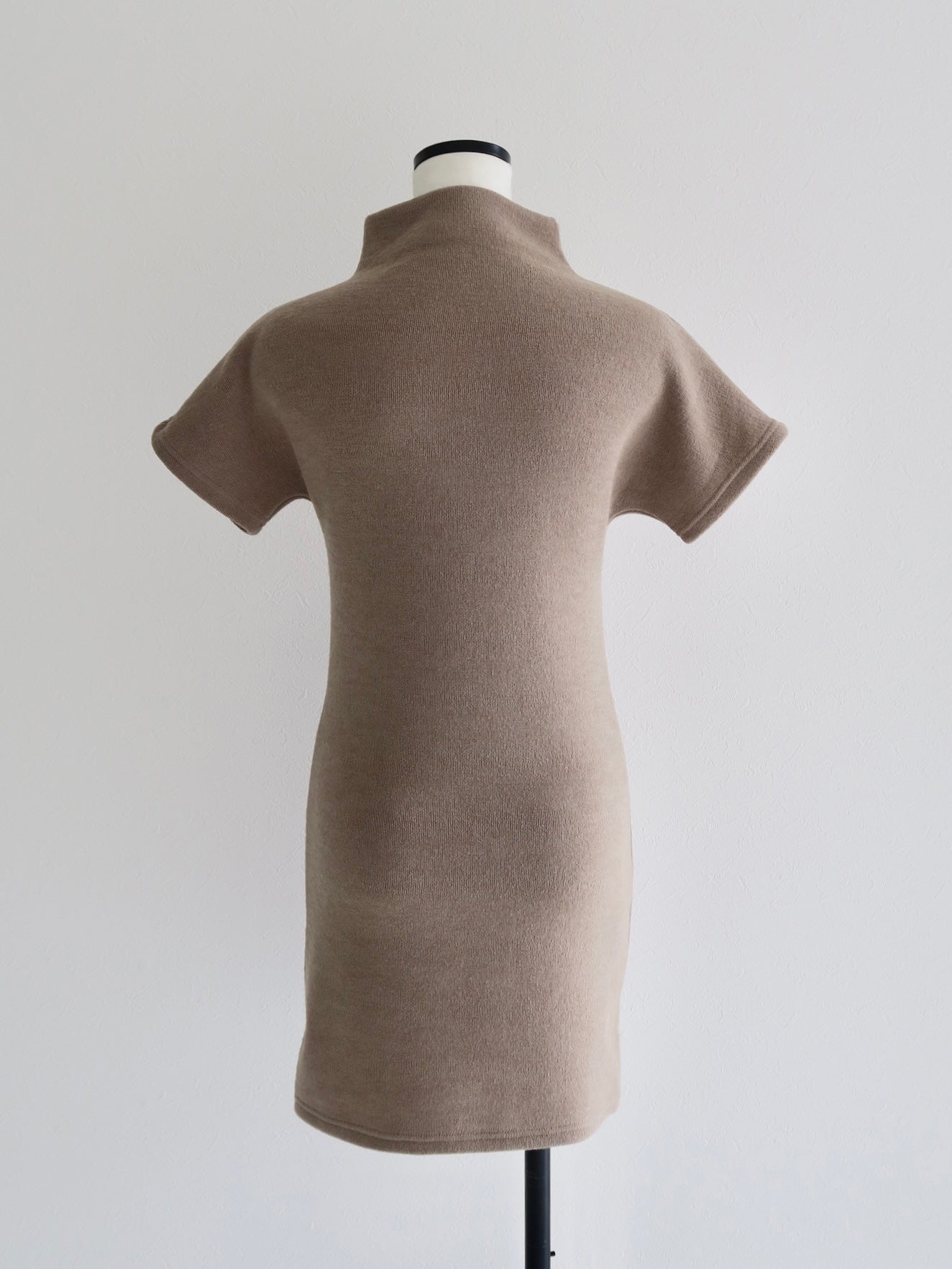 high neck mini dress – célon