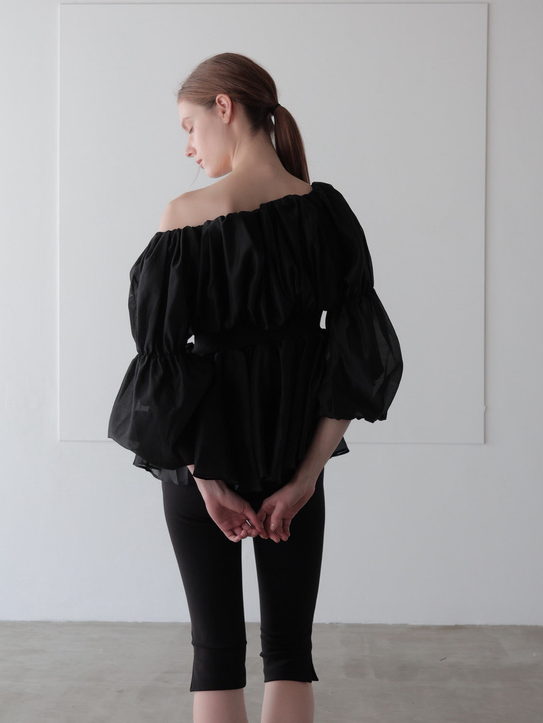 shirring off-shoulder blouse