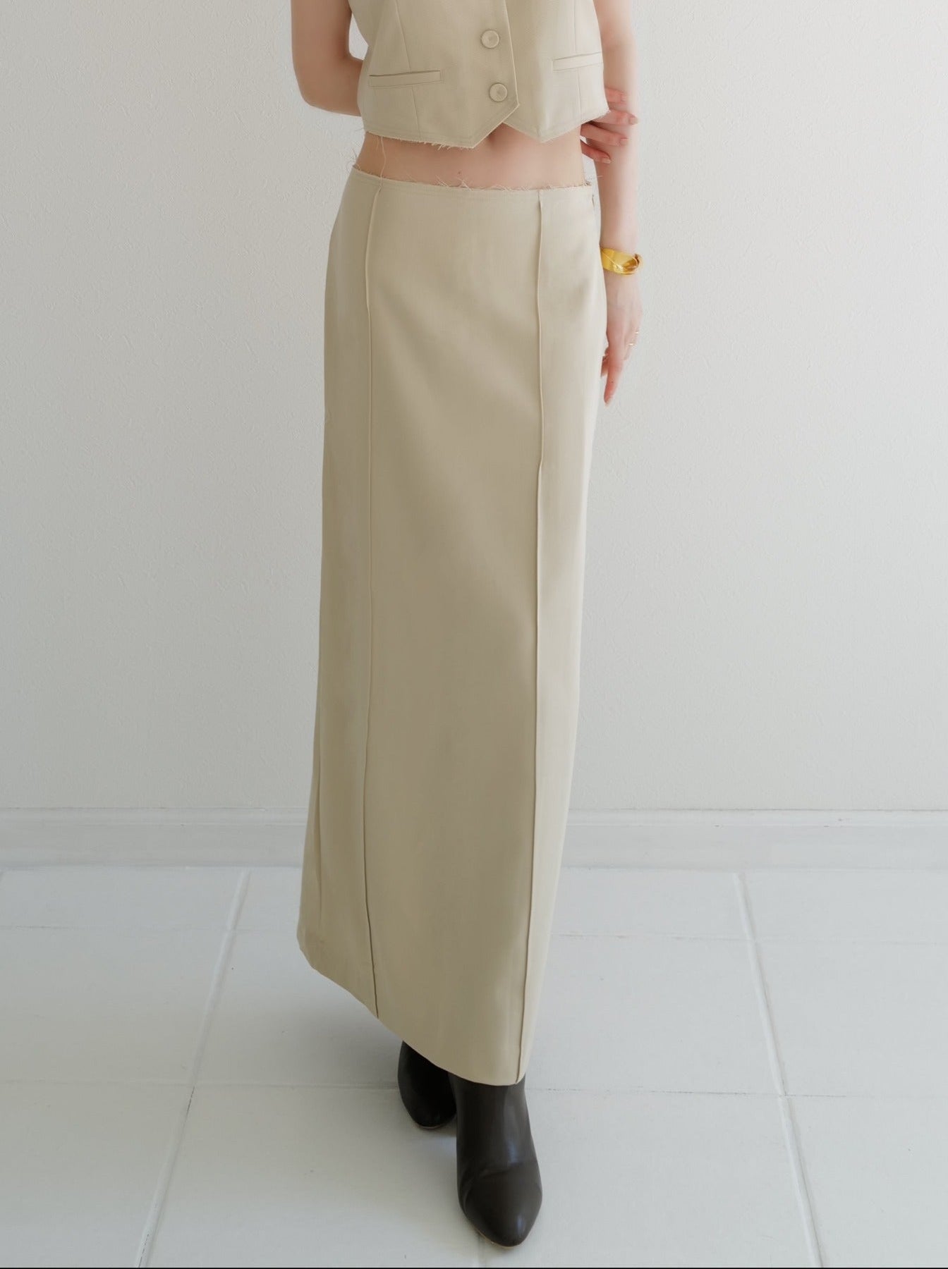 summer sale / raw hem slim long skirt