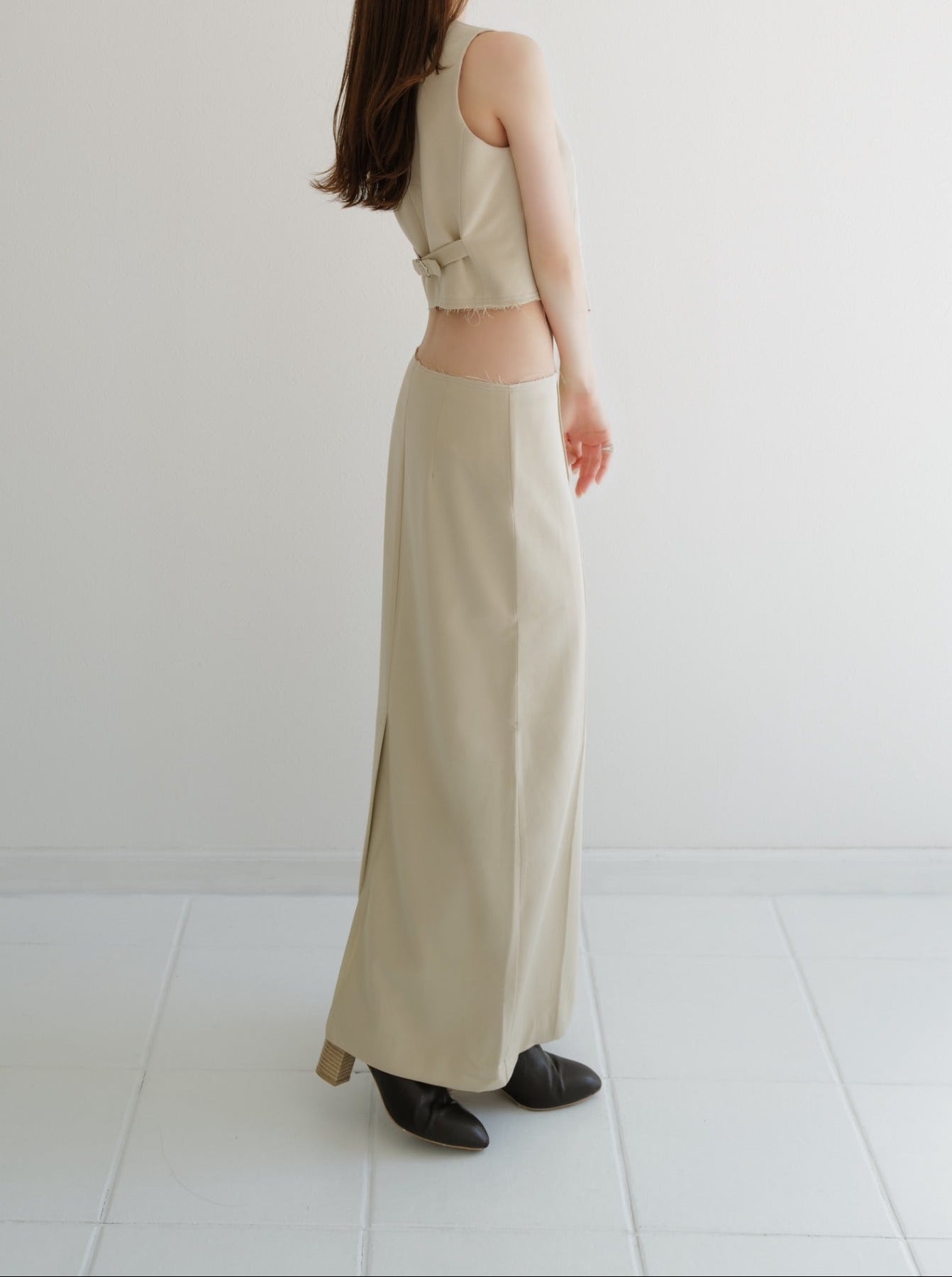 summer sale / raw hem slim long skirt