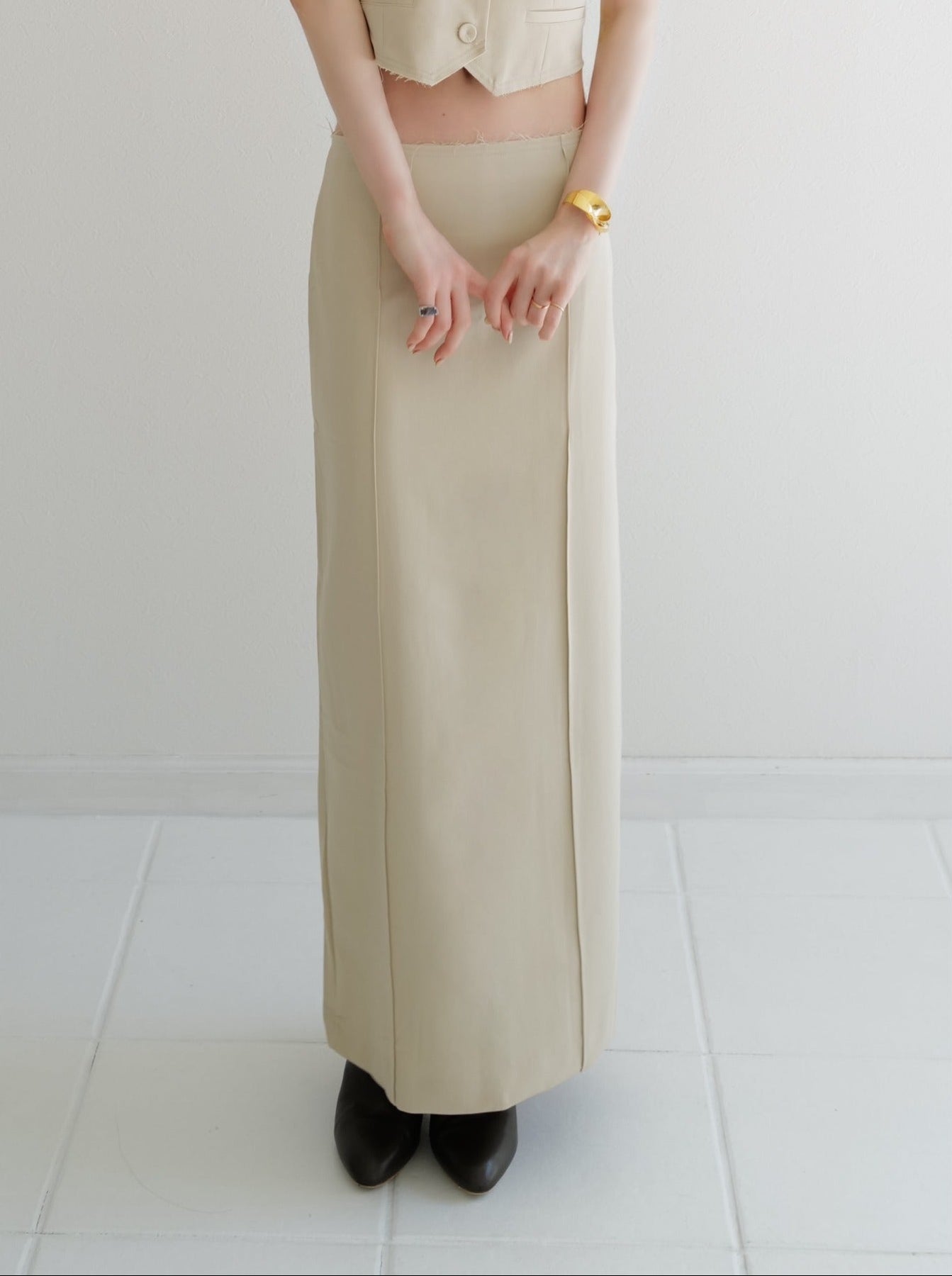 summer sale / raw hem slim long skirt