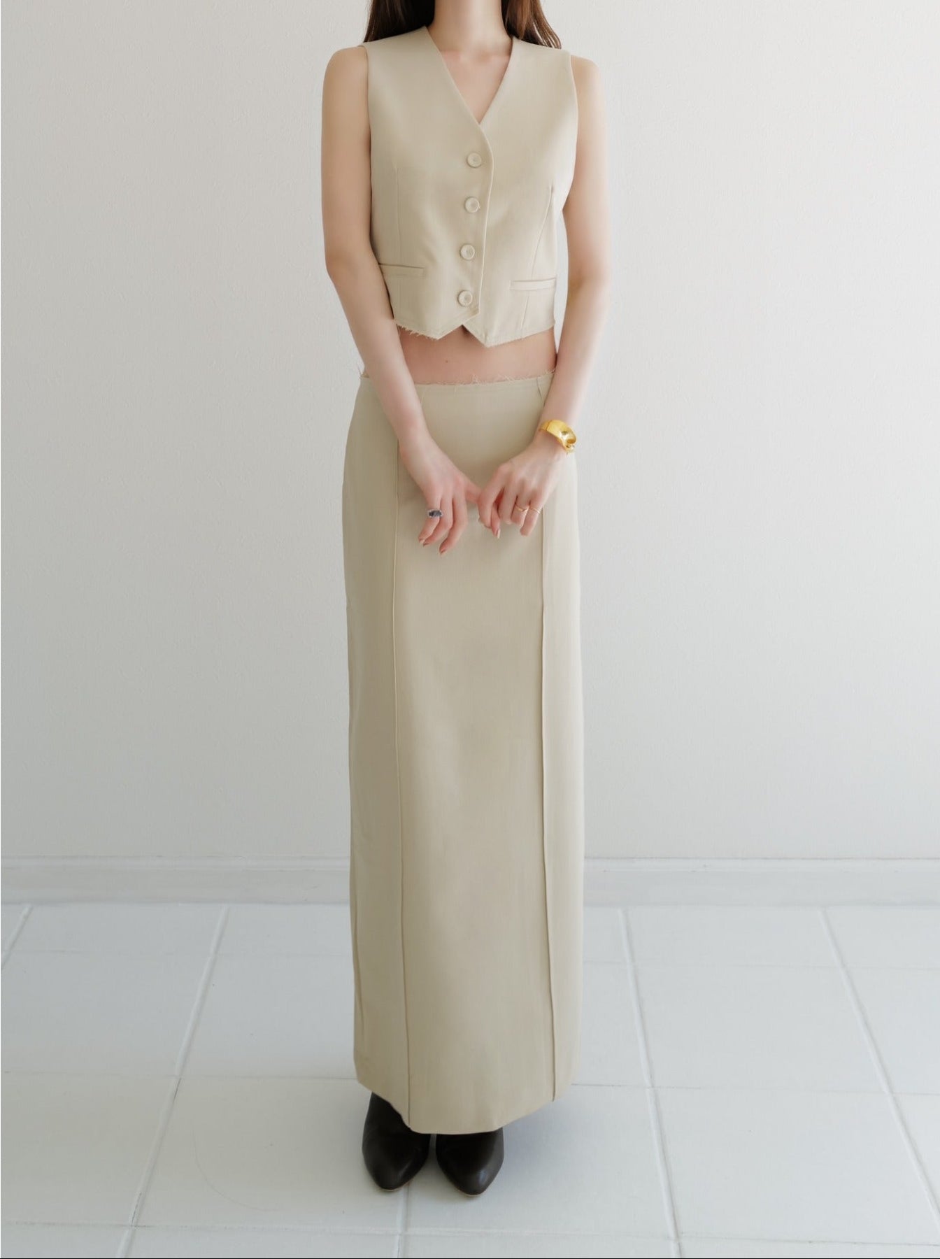 summer sale / raw hem slim long skirt
