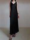 ( 9/18 20:00~ resale ) satin v long dress