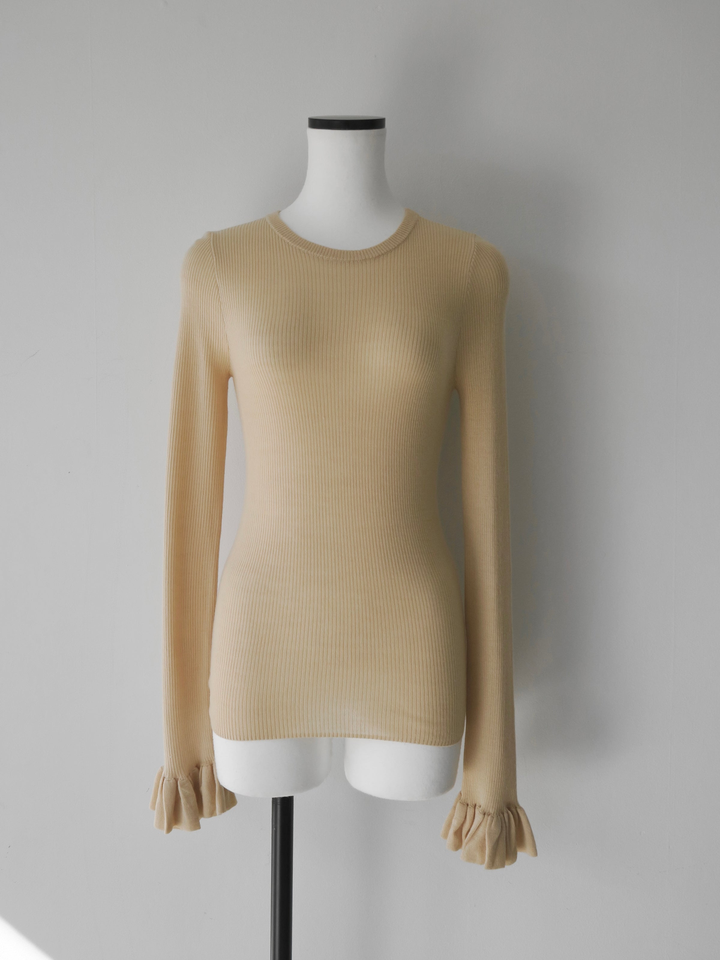 cashmere ribbed frill sleeve top