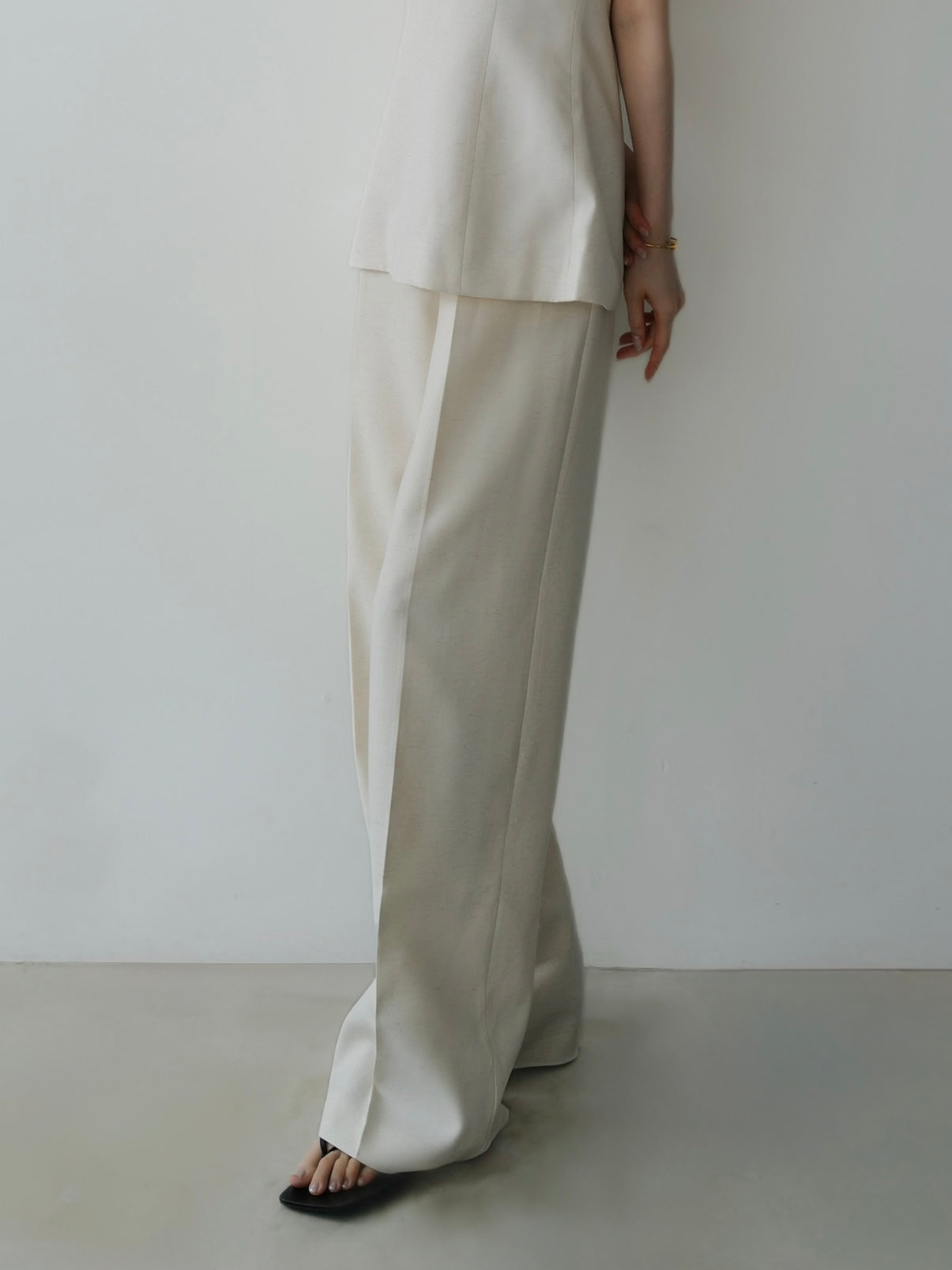 minimal wide trousers