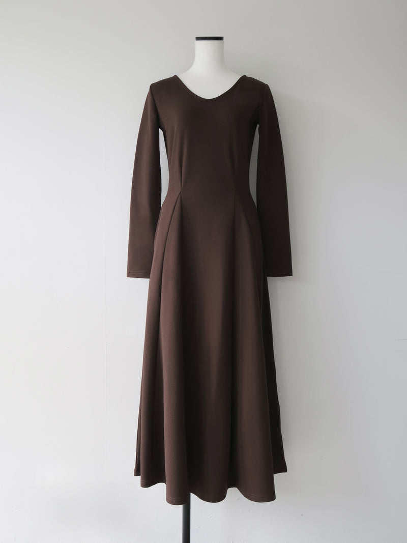 v silhouette dress