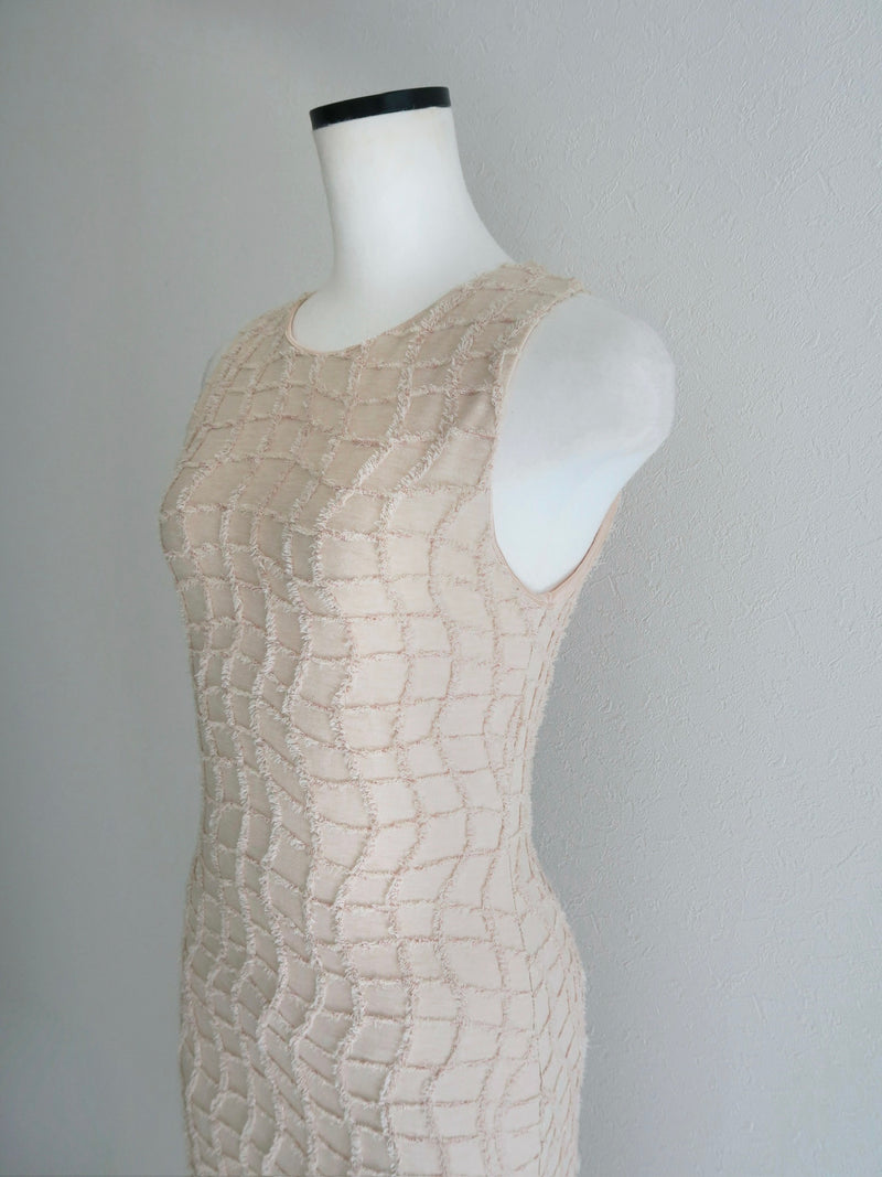 wavy tile pattern dress