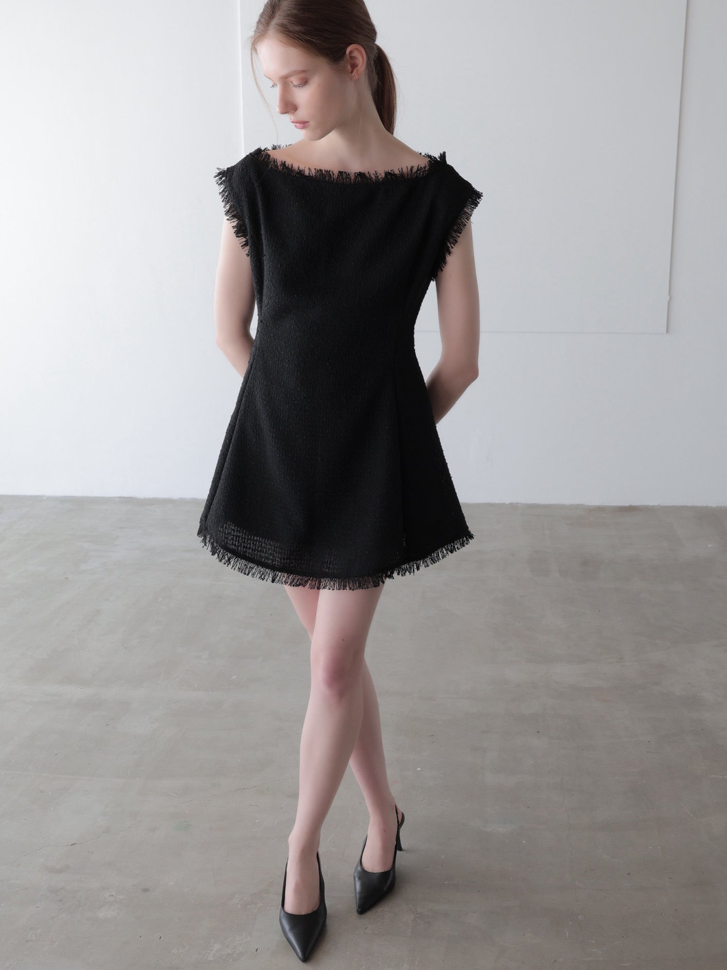 boat neck tweed mini dress (POP UP)