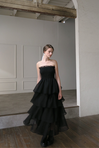 ワンピース maison celon frilly tiered dress BLACK Mille Button Down Tiered Maxi Dress – MOTHER OF