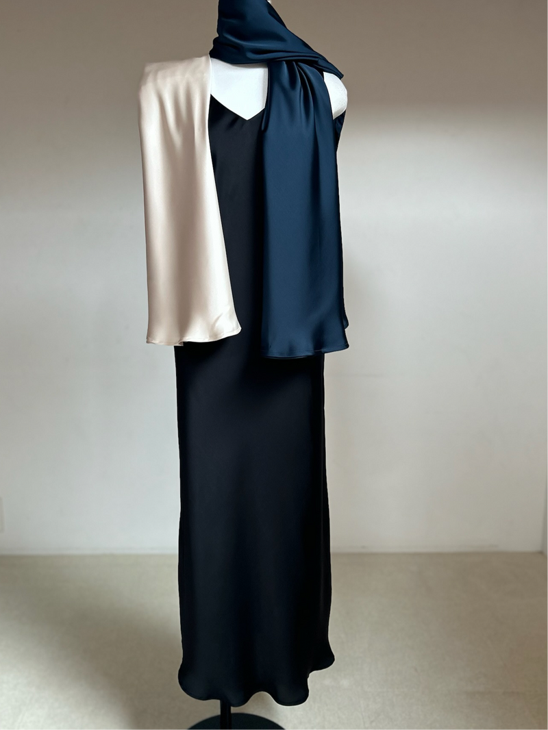 ( 9/18 20:00~ resale ) satin v long dress